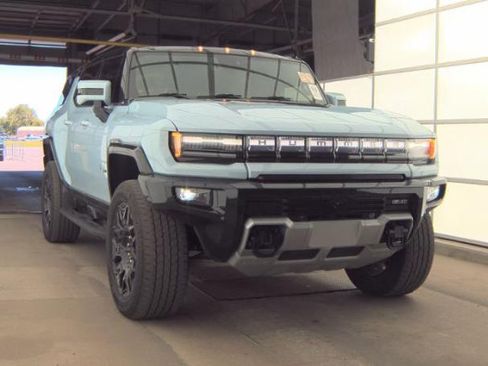 Used 2024 GMC Hummer EV 2X AWD/4WD image 4