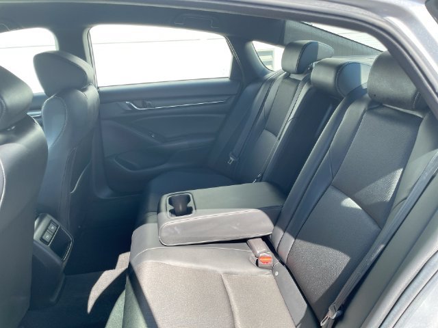 Used 2022 Honda Accord Sport image 12