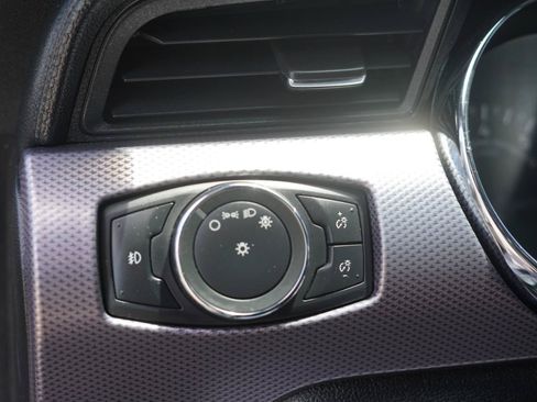 Used 2017 Ford Mustang GT RWD image 15