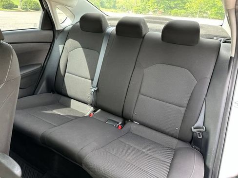 Used 2020 Kia Forte LXS FWD image 13