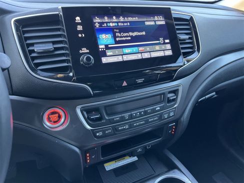 Used 2022 Honda Pilot Special Edition image 5