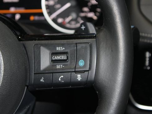 Used 2023 Nissan Rogue SL image 22