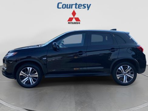 Used 2026 Mitsubishi Outlander Sport AWD image 2