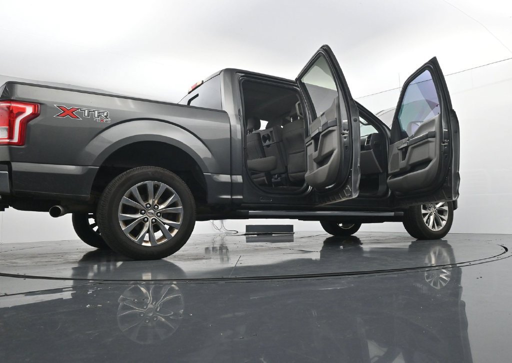 Used 2015 Ford F150 XLT w/ Equipment Group 302A Luxury AWD/4WD image 29