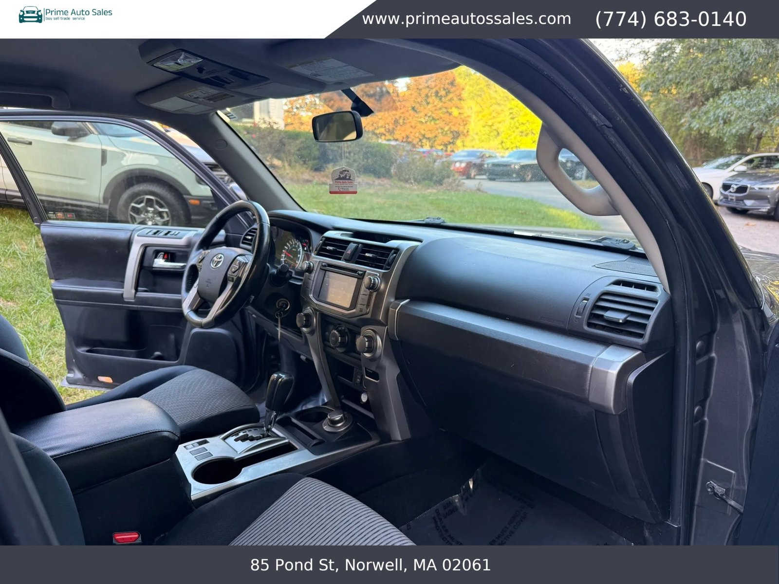 Used 2015 Toyota 4Runner SR5 AWD/4WD image 27