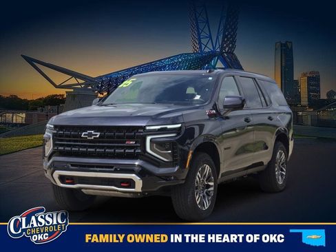 Used 2025 Chevrolet Tahoe Z71 AWD/4WD image 3