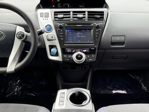 Used 2013 Toyota Prius V Two FWD image 22