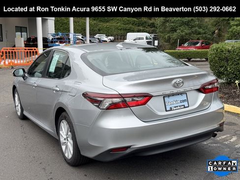 Used 2022 Toyota Camry LE w/ Carpet Mat Package (TMS) image 6