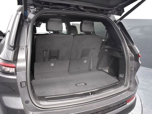 New 2025 Jeep Grand Cherokee L Limited w/ Black Appearance Package image 39