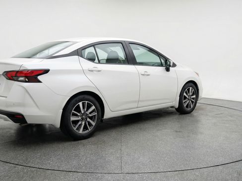 Used 2025 Nissan Versa SV w/ Trunk Package image 9