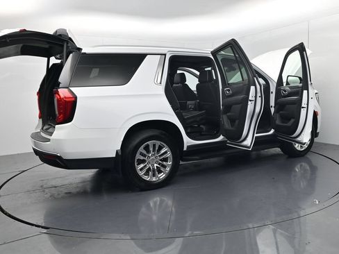 Used 2022 GMC Yukon SLT w/ SLT Premium Package AWD/4WD image 61