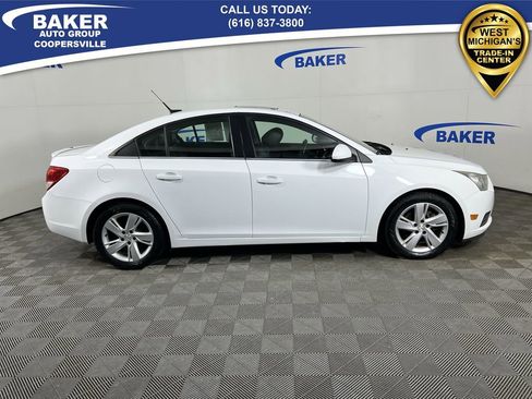 Used 2014 Chevrolet Cruze Diesel image 10