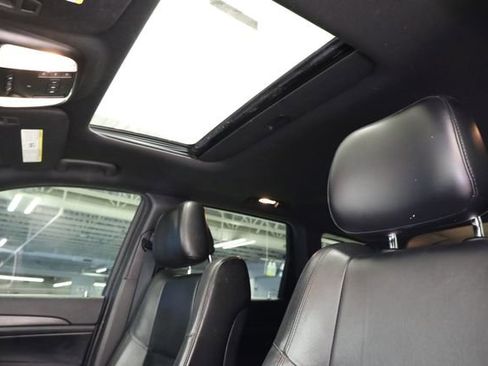 Used 2015 Jeep Grand Cherokee Altitude image 26