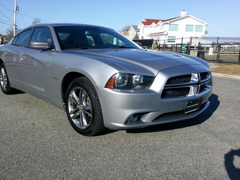 Used 2014 Dodge Charger R/T image 8