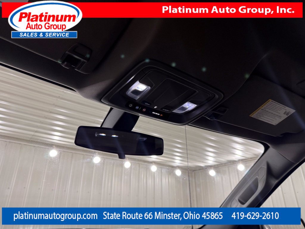 Used 2022 Chevrolet Silverado 1500 RST AWD/4WD image 23