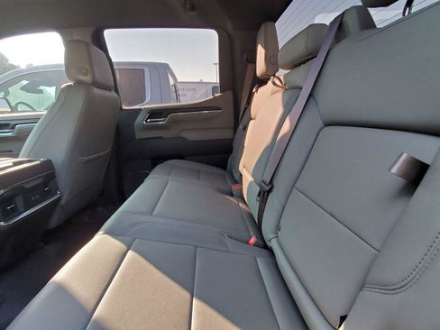 Used 2022 GMC Sierra 1500 SLT AWD/4WD image 5