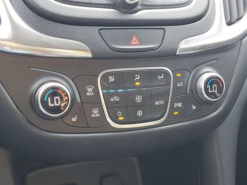 Used 2018 Chevrolet Equinox LT AWD/4WD image 27