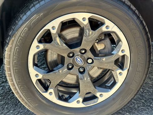 Used 2021 Subaru Crosstrek 2.0i image 14