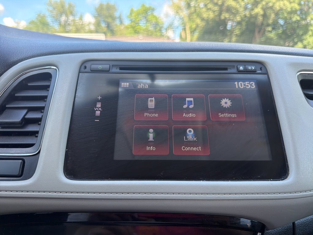 Used 2017 Honda HR-V EX image 19