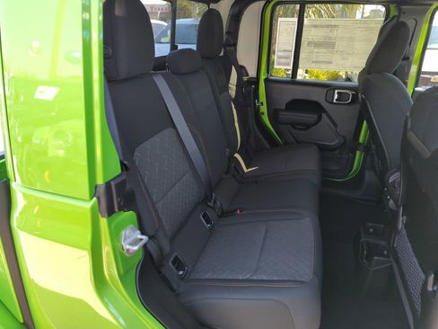 New 2026 Jeep Gladiator Mojave image 31