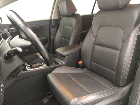 Used 2020 Kia Sportage EX image 17