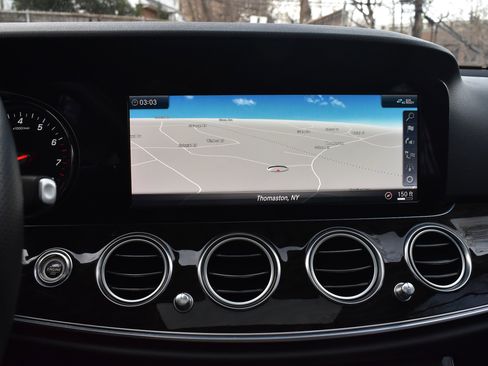 Used 2019 Mercedes-Benz E 300 image 38