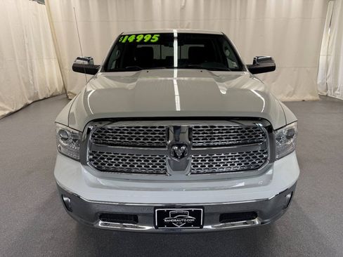 Used 2017 RAM 1500 Laramie AWD/4WD image 3