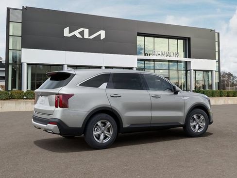 New 2026 Kia Sorento LX FWD image 7