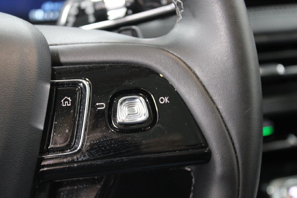 Used 2023 Lincoln Corsair AWD w/ Equipment Group 101A image 28