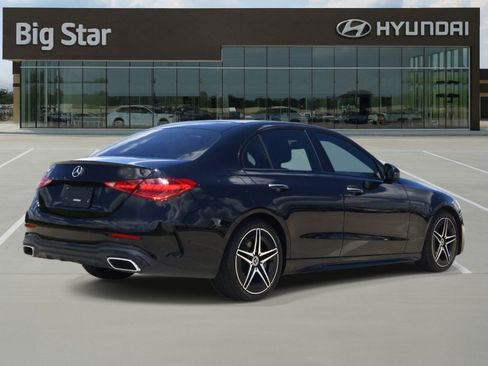 Used 2023 Mercedes-Benz C 300 Sedan image 4