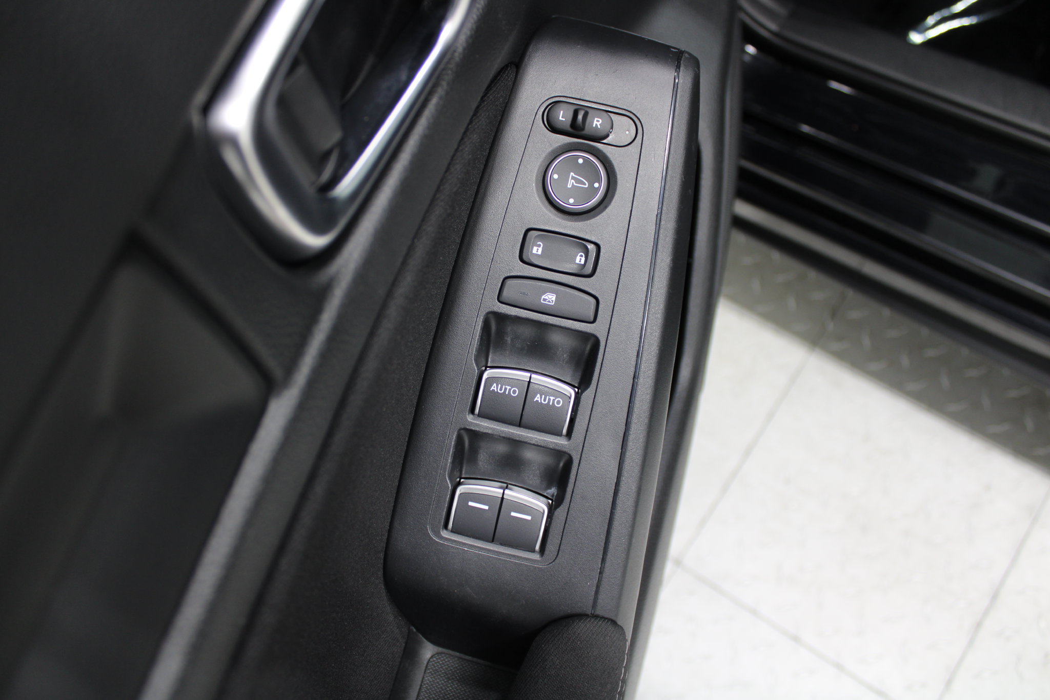 Used 2023 Honda Civic LX image 39