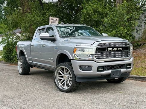 Used 2019 RAM 2500 Limited AWD/4WD image 10