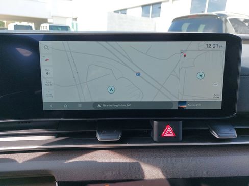 New 2026 Kia Carnival EX image 24