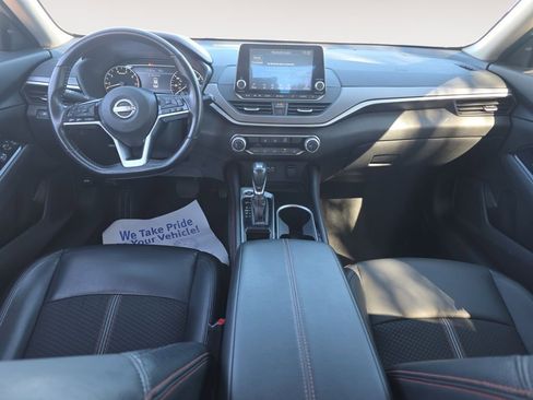 Used 2024 Nissan Altima 2.5 SR image 10