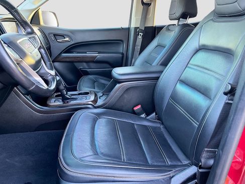 Used 2019 GMC Canyon Denali image 21