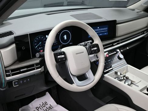 Used 2024 Hyundai Santa Fe Limited image 19