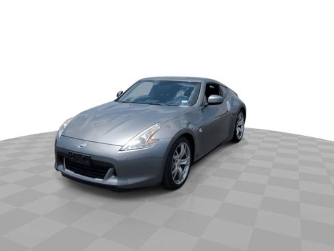 Used 2011 Nissan 370Z Coupe w/ Sport Pkg RWD image 3