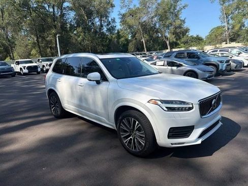 Used 2022 Volvo XC90 T5 Momentum w/ Advanced Package AWD/4WD image 6
