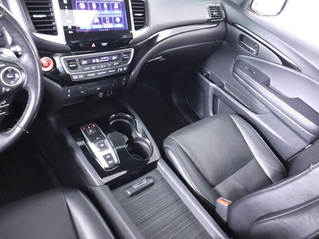 Used 2017 Honda Pilot Elite image 38