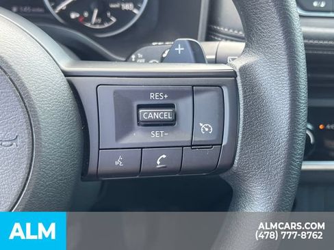 Used 2024 Nissan Rogue S FWD image 29