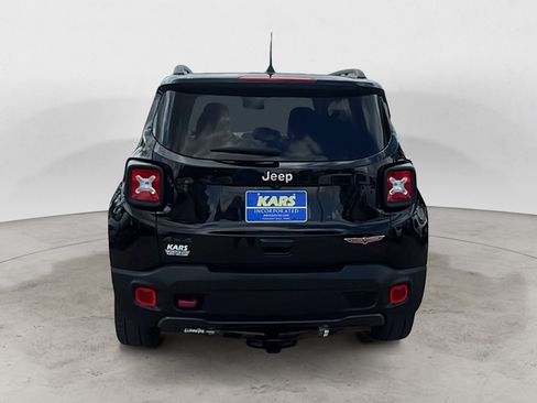 Used 2019 Jeep Renegade Trailhawk AWD/4WD image 5