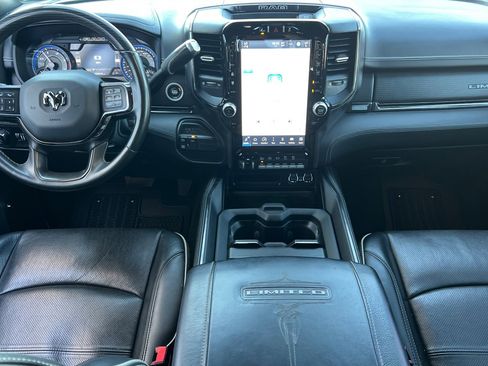 Used 2022 RAM 3500 Limited image 13