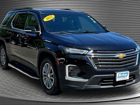 Used 2022 Chevrolet Traverse LT AWD/4WD image 1
