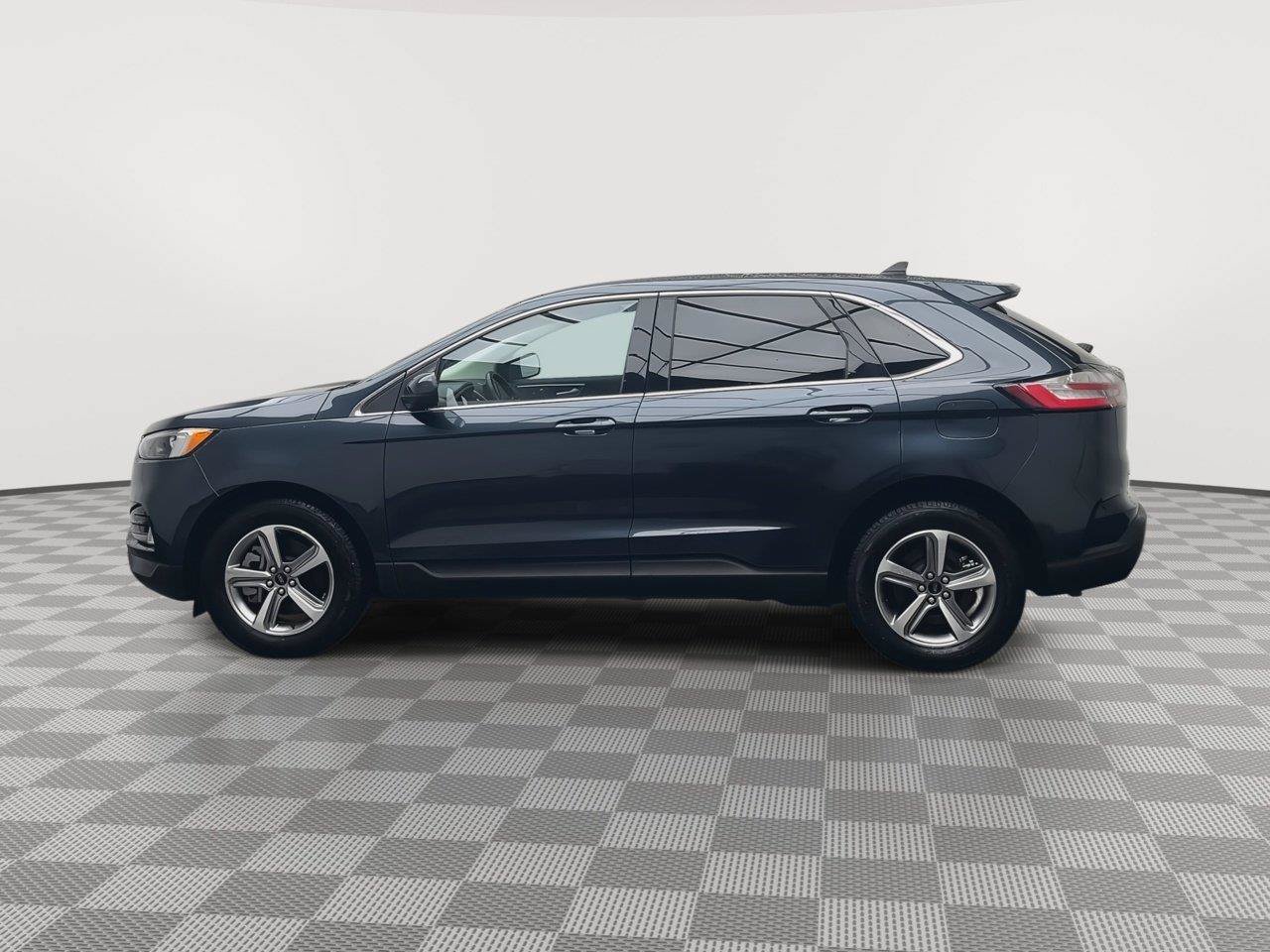 Certified 2024 Ford Edge SEL w/ Convenience Package AWD/4WD image 38