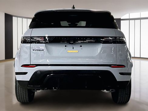 New 2026 Land Rover Range Rover Evoque S image 4