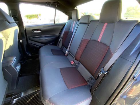 Used 2025 Toyota Corolla SE image 19