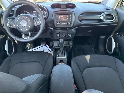 Used 2020 Jeep Renegade Sport image 24