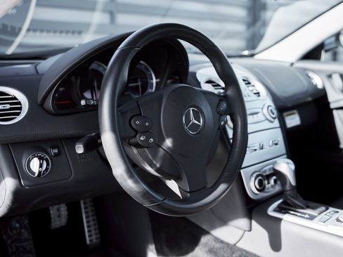 Used 2006 Mercedes-Benz SLR image 49
