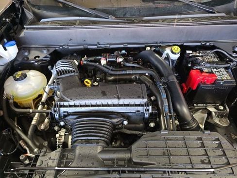 Used 2025 Ford Maverick XLT w/ XLT Luxury Package image 18