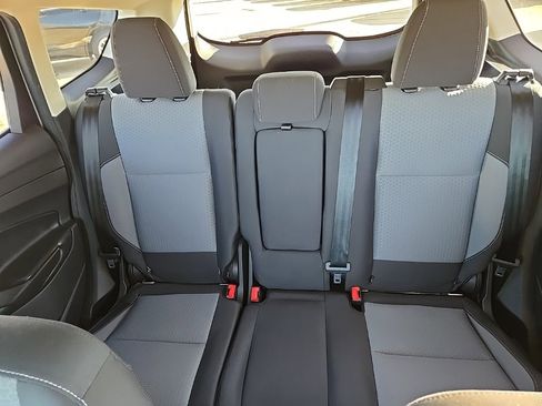 Used 2019 Ford Escape SE image 40